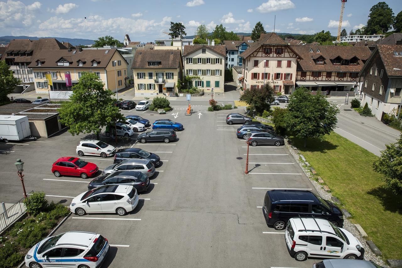 Ochsen Lodge By Ochsen Lenzburg Buitenkant foto